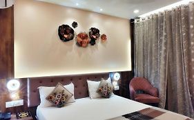 Hotel Luxuria